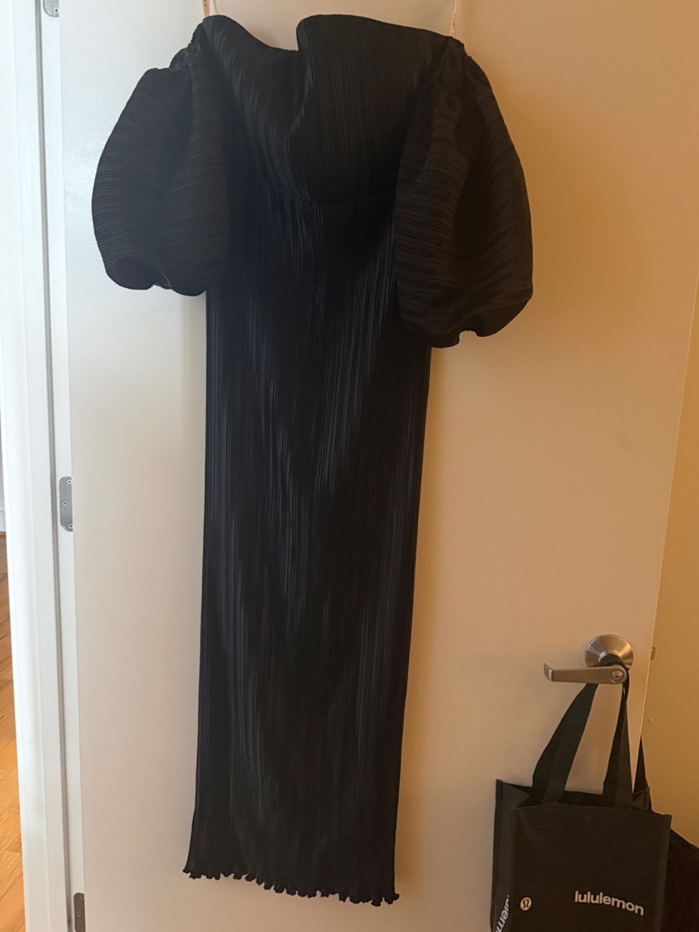 Off-Shoulder Black Puff-Sleeve Maxi Dress